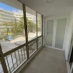Апартаменты 11 Beautiful Esmeralda, A/c, Wifi