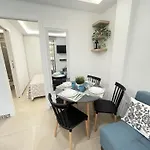 11 Beautiful Esmeralda, A/c, Wifi Апартаменты *