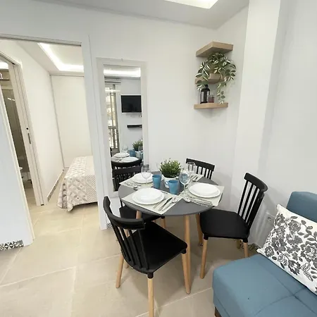 11 Beautiful Esmeralda, A/c, Wifi דירה *